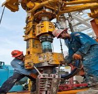 Well Integrity Management with Cementing, Casing and Well Design and Maintenance  Plus, Software Application